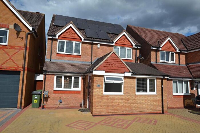 5 Bedroom Detached House For Sale In Bromwich Close, Braunstone, Leicester, LE3