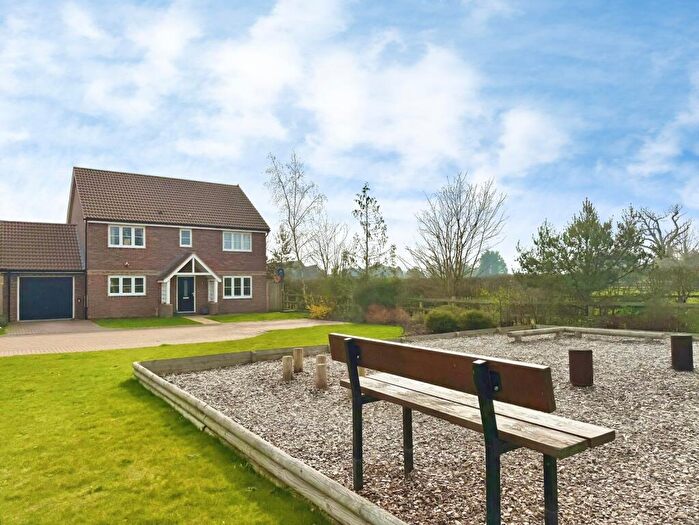 4 Bedroom Detached House For Sale In Sunflower Croft, Upper Caldecote, Biggleswade, Bedfordshire, SG18