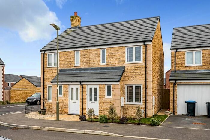 2 Bedroom Semi-Detached House To Rent In Olley Crescent, Witney, OX29