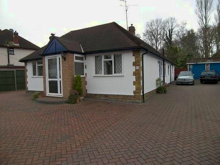 4 Bedroom Detached Bungalow To Rent In Longmeadow, Frimley, GU16
