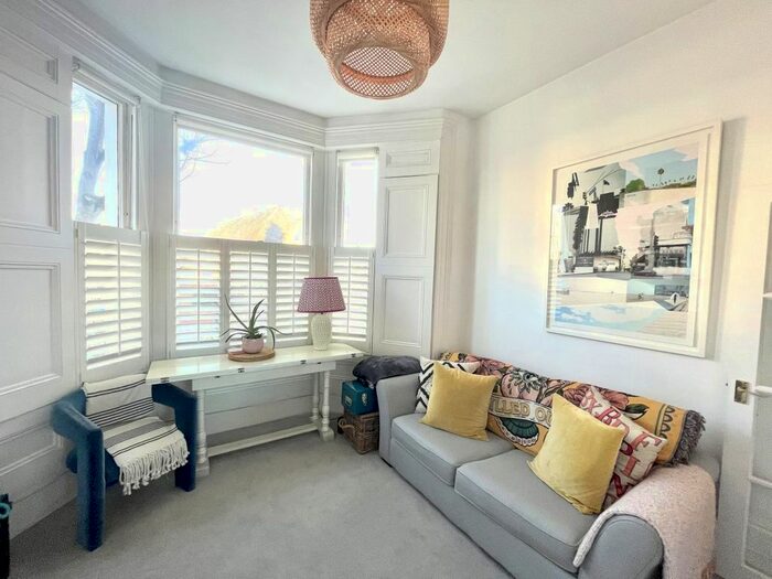 1 Bedroom Flat To Rent In Cherington Road, London, W7