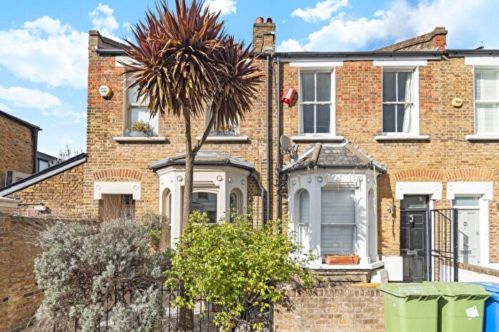4 Bedroom House To Rent In Underhill Road, London, SE22