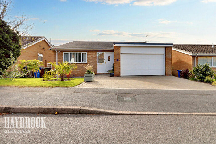 4 Bedroom Detached House For Sale In Camdale View, Sheffield, S12