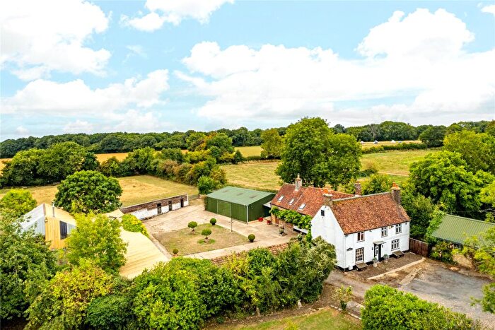 4 Bedroom Equestrian Facility For Sale In Common Road, Kensworth, Dunstable, Bedfordshire, LU6