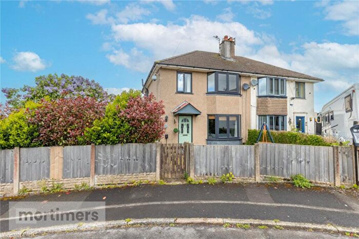 3 Bedroom Semi-Detached House For Sale In Towneley Avenue, Accrington, Lancashire, BB5