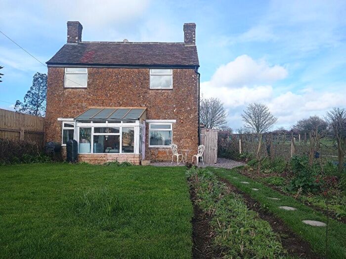 3 Bedroom Detached House For Sale In Galhampton Road, Somerset, BA22