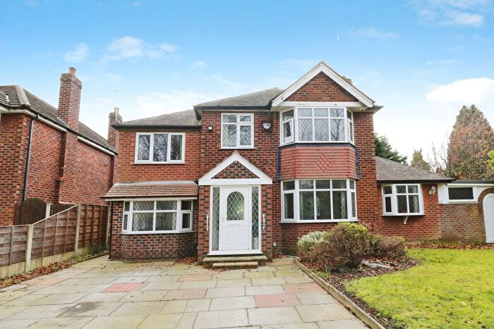 4 Bedroom Detached House For Sale In Moss Lane, Sale, M33
