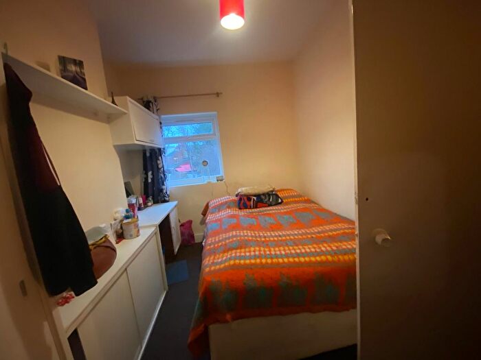 1 Bedroom Terraced House To Rent In Elsenham Road, London, E12