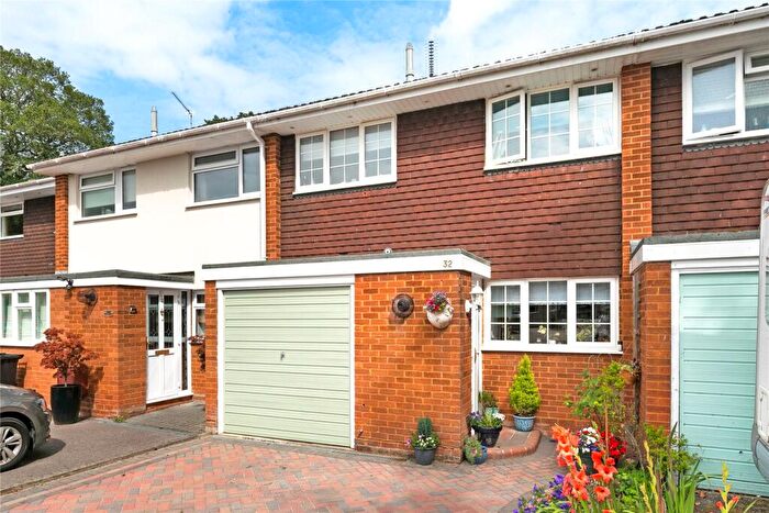 3 Bedroom Terraced House For Sale In Mornington Avenue, Finchampstead, Wokingham, Berkshire, RG40