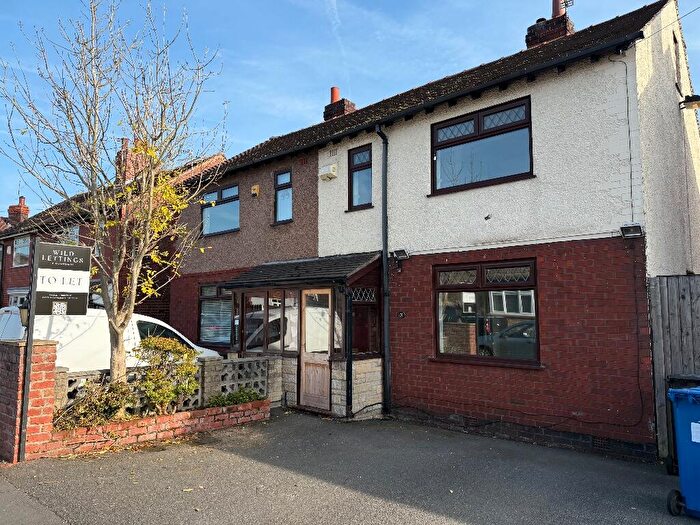 3 Bedroom Semi-Detached House To Rent In Vine Street, Stockport, Greater Manchester, SK7