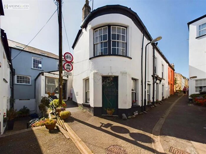 House For Sale In Auction Lot: A Charming Townhouse In Apppledore, North Devon, Appledore, Devon, EX39