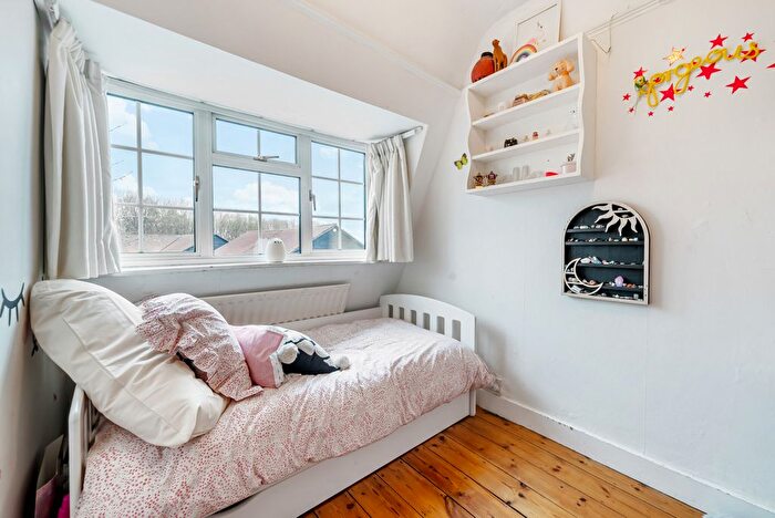3 Bedroom End Of Terrace House For Sale In Hill Cottages, Milley Lane, Hare Hatch, Berkshire, RG10