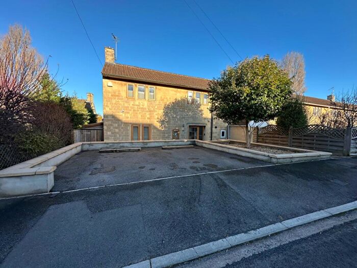 3 Bedroom End Of Terrace House For Sale In Axbridge Road, Bath, BA2