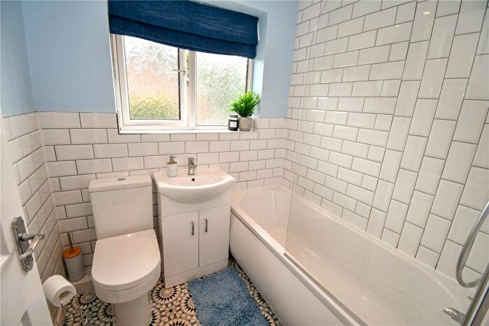 3 Bedroom Semi-Detached House For Sale In Whitelands Meadow, Greasby, Wirral, CH49