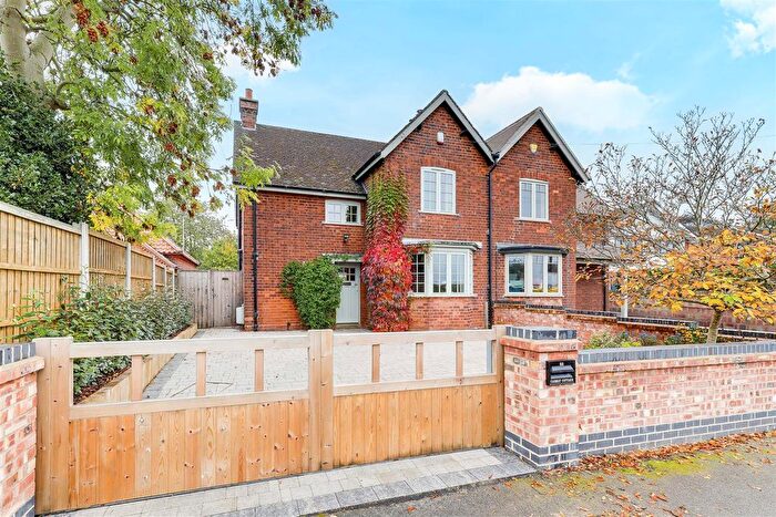 3 Bedroom Semi-Detached House For Sale In Caythorpe Road, Caythorpe, Nottinghamshire, NG14