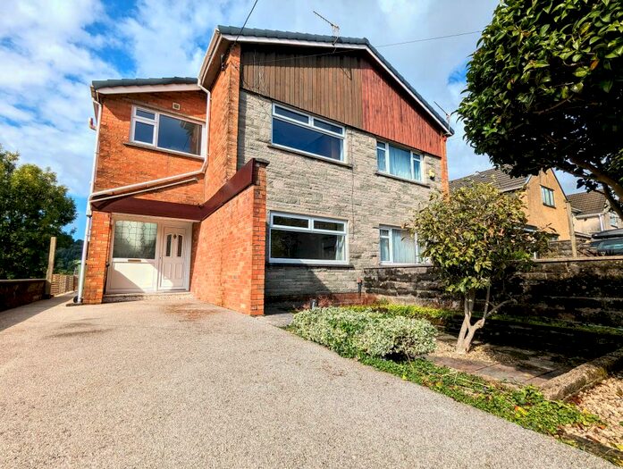 3 Bedroom Semi-Detached House To Rent In Dyffryn Avenue, Rhydyfelin, Pontypridd, CF37