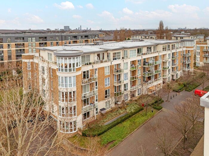 2 Bedroom Property To Rent In Melliss Avenue, Richmond, TW9