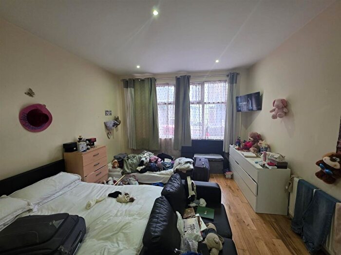 1 Bedroom Flat To Rent In Westbourne Road, London, N7