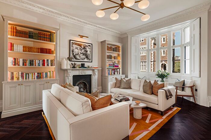 5 Bedroom Property For Sale In Saint Anns Villas, Holland Park, London, W11
