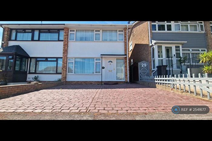 3 Bedroom Semi-Detached House To Rent In Symons Avenue, Leigh-On-Sea, SS9