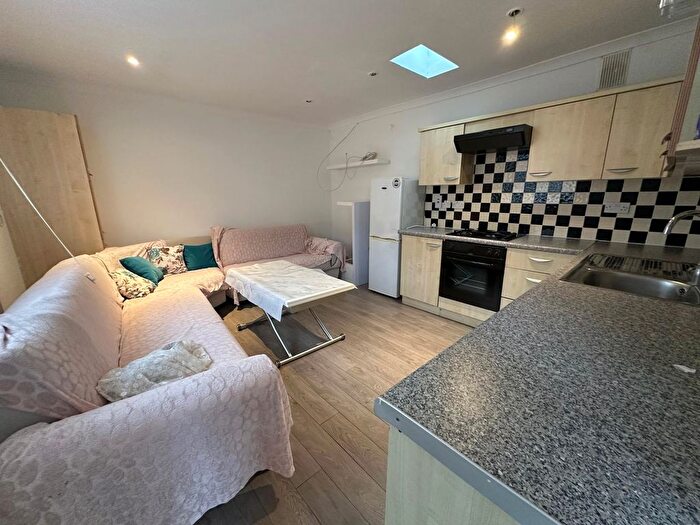 1 Bedroom Terraced House To Rent In Ordnance Road, Enfield, EN3