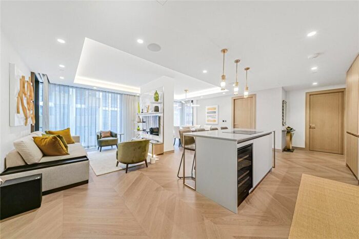 2 Bedroom Apartment To Rent In St. John's Wood Road, London, NW8