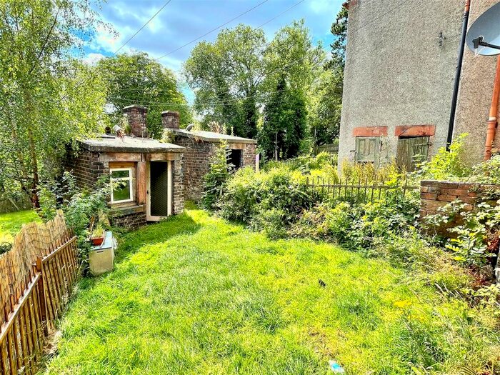 Studio For Sale In Croftbank Crescent, Bothwell, Glasgow, G71