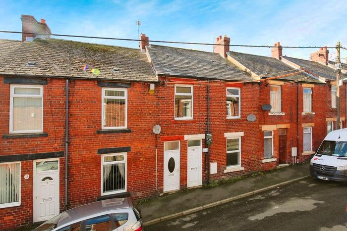 2 Bedroom Flat To Rent In Bircham Street, Stanley, DH9