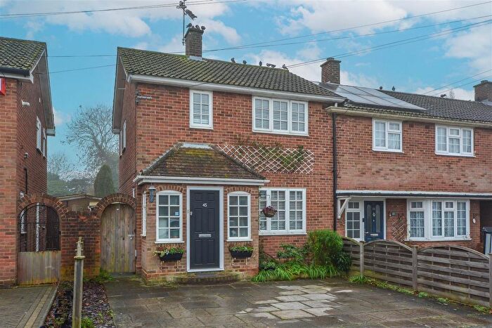 2 Bedroom End Terrace House For Sale In Boundary Drive, Hutton, Brentwood, CM13