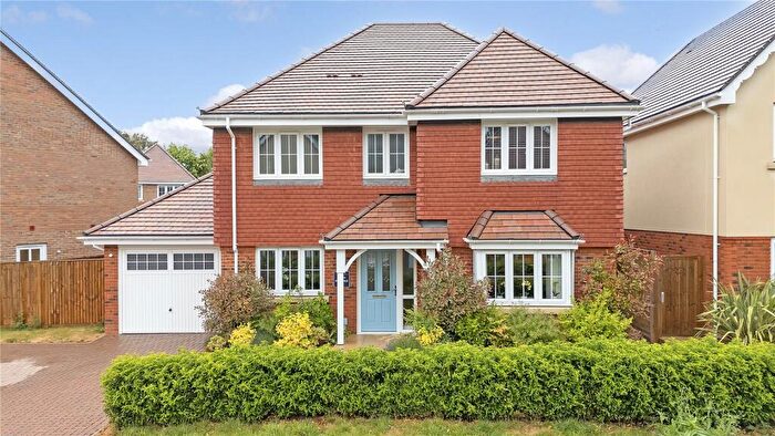 4 Bedroom Detached House For Sale In Chiltern View, Preston, SG4