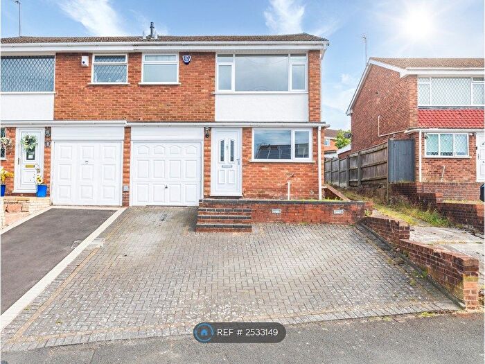 3 Bedroom Semi-Detached House To Rent In Ambleside, Birmingham, B32