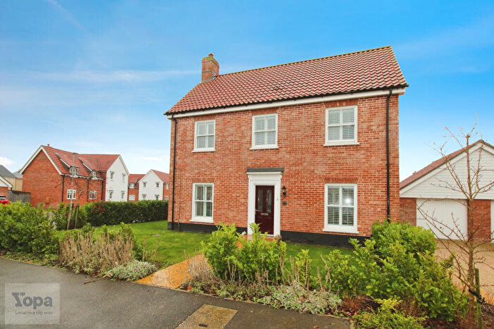 4 Bedroom Detached House For Sale In Middleton Mews, Colchester, CO7