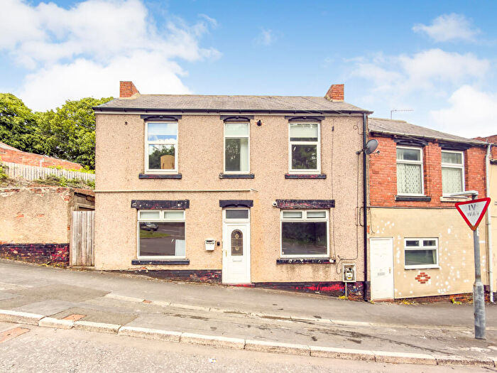 2 Bedroom End Of Terrace House For Sale In High Street, Ferryhill, County Durham, DL17