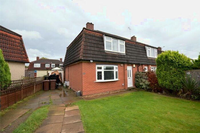 3 Bedroom Semi-Detached House To Rent In Eliot Grove, Guiseley, Leeds, West Yorkshire, LS20