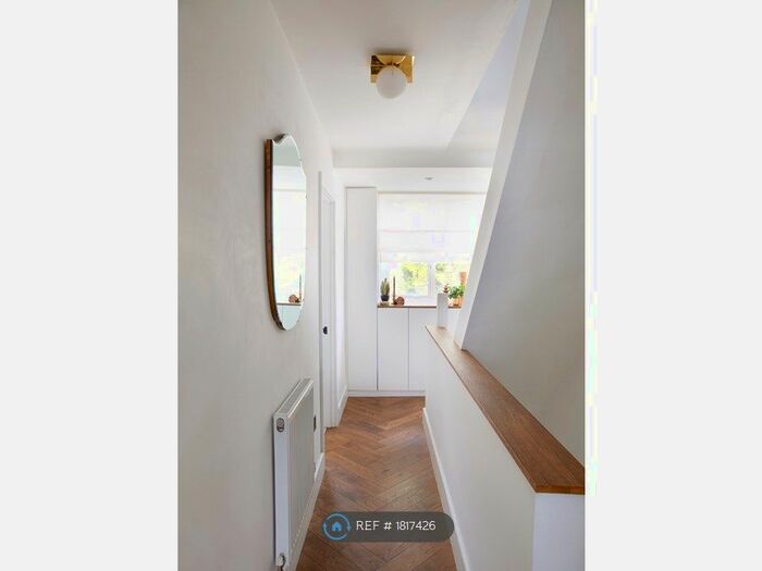 2 Bedroom Maisonette To Rent In Leigham Court Road, London, SW16