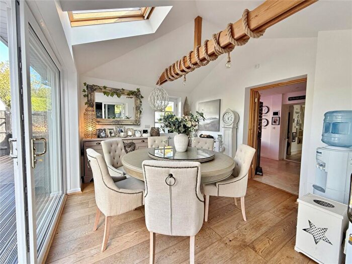 5 Bedroom Detached House For Sale In Ringwood Road, Verwood, Dorset, BH31