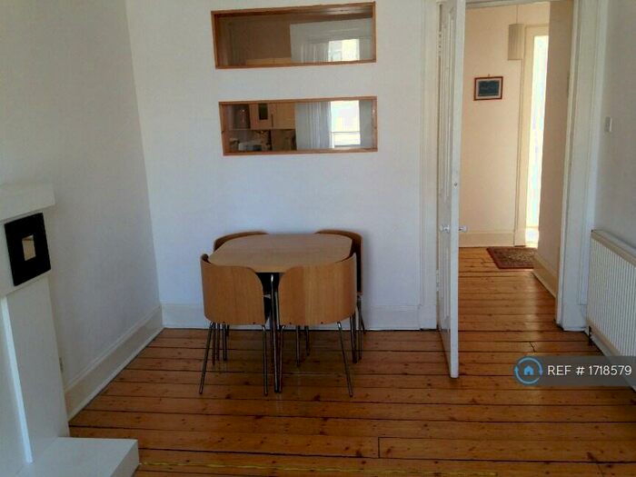 1 Bedroom Flat To Rent In Church Street, Glasgow, G11