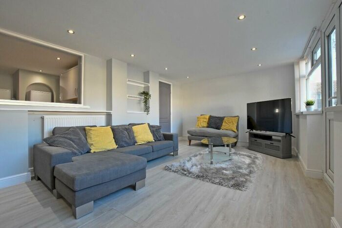 5 Bedroom House Of Multiple Occupation To Rent In Forsythia Gardens, Dunkirk, NG7