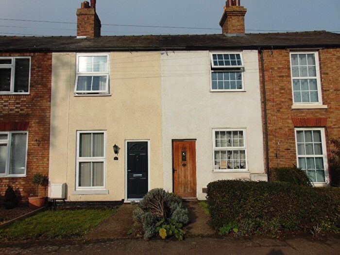 2 Bedroom Cottage To Rent In Sutton Mill Road, Potton, SG19