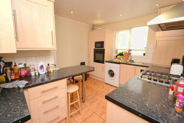 4 Bedroom Semi-Detached House To Rent In Yew Tree Road, Withington, Manchester, M20