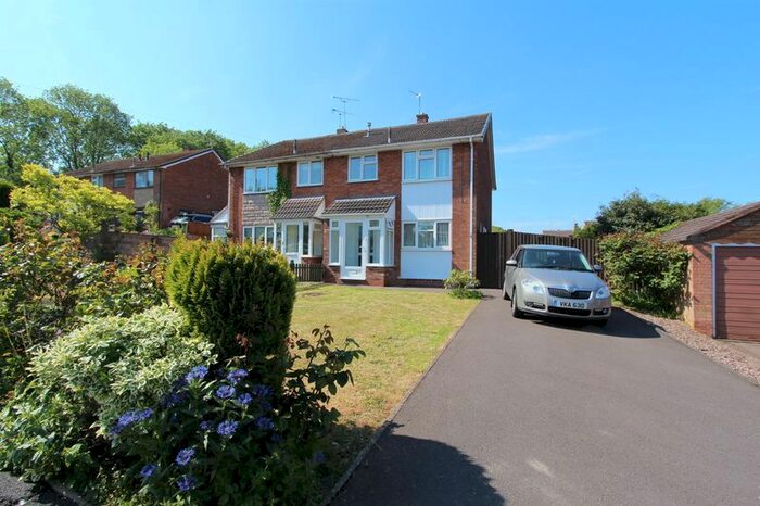 3 Bedroom Semi-Detached House To Rent In Hay Hill, Walsall WS5