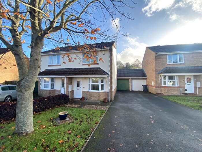 2 Bedroom Semi-Detached House To Rent In Willow Walk, Honiton, Devon, EX14