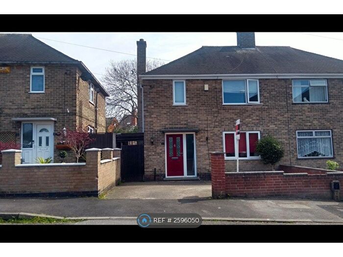 3 Bedroom Semi-Detached House To Rent In Murby Crescent, Nottingham, NG6