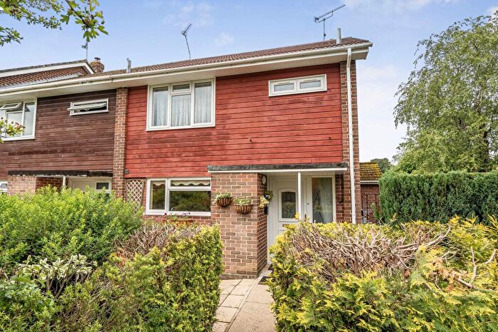3 Bedroom Terraced House For Sale In Buriton Road, Winchester, SO22