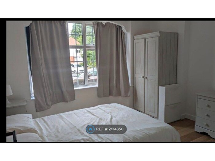 Studio To Rent In Wokingham Road, Reading, RG6