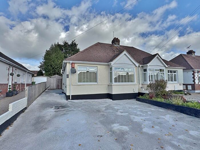 2 Bedroom Semi Detached House For Sale In The Crossway, Portchester, PO16