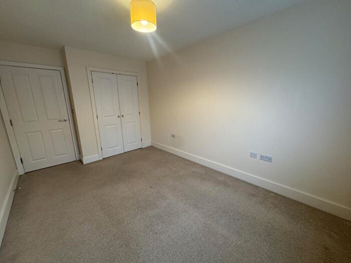 1 Bedroom Flat To Rent In Coxhill Way, Aylesbury, HP21