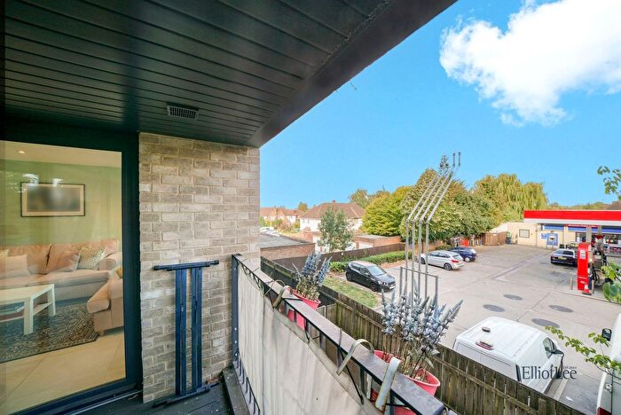 1 Bedroom Flat For Sale In Alexandra Avenue, Emporium Court, HA2
