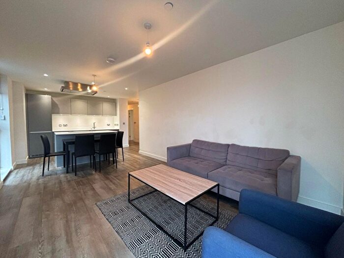 2 Bedroom Flat To Rent In Sheepcote Street, Birmingham, B16