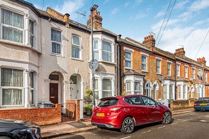 5 Bedroom Terraced House For Sale In Greyhound Road, Tottenham, N17